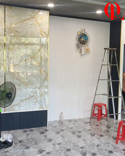 TẤM NHỰA ỐP TƯỜNG GIẢ ĐÁ - THI CÔNG TẠI BẾN TRE, VĨNH LONG